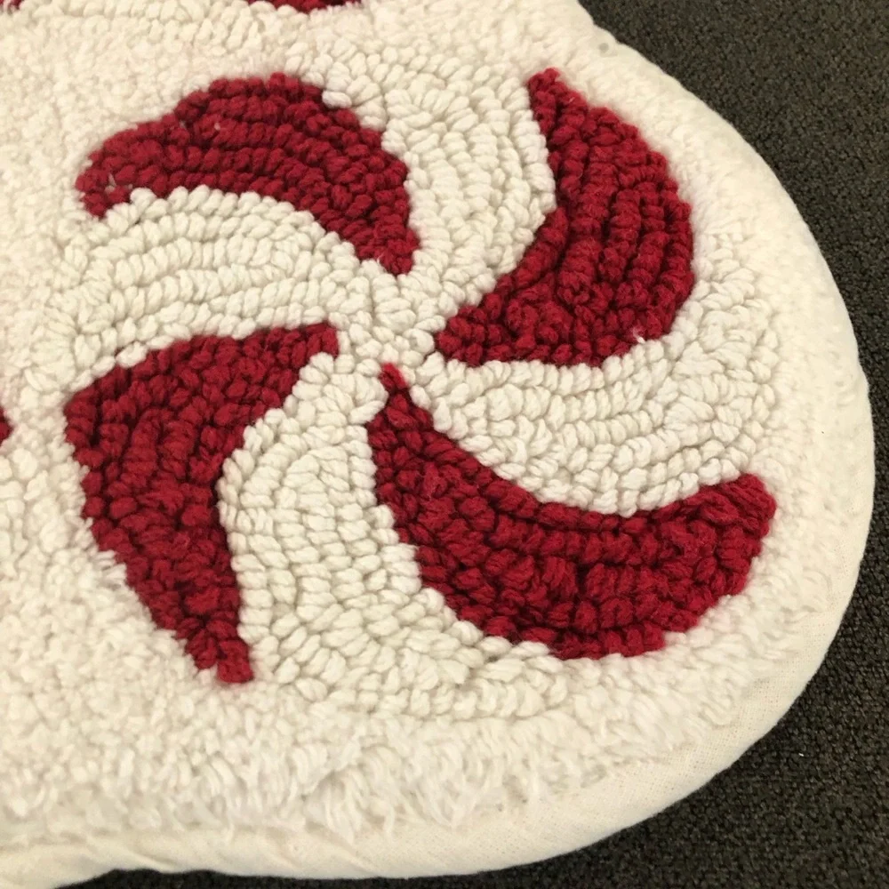 Pottery Barn Peppermint Swirl Bath Rug